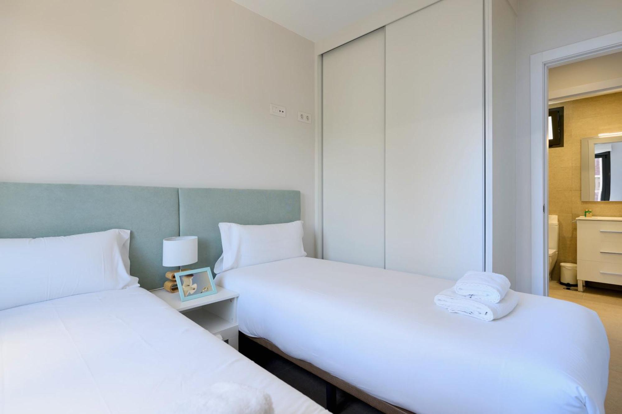 Апартаменты Brand New 2Br With Auto Check-In Лас-Пальмас-де-Гран-Канария Экстерьер фото